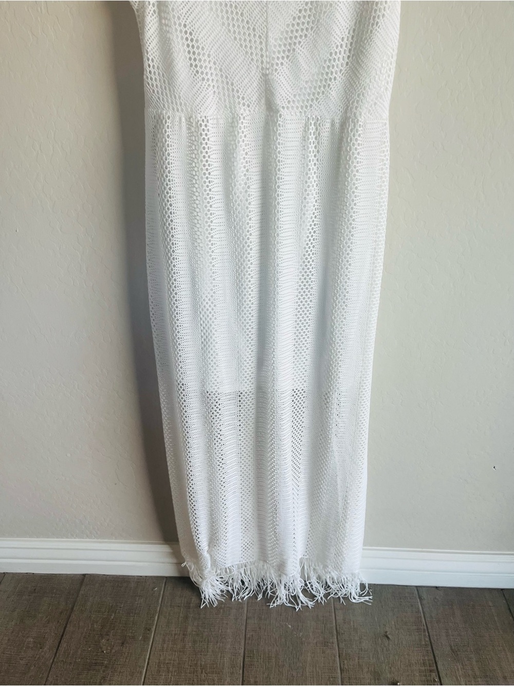 White V-Neck Crochet Maxi Dress Fringe M Vacation Beach Western Boho - Picture 3 of 7